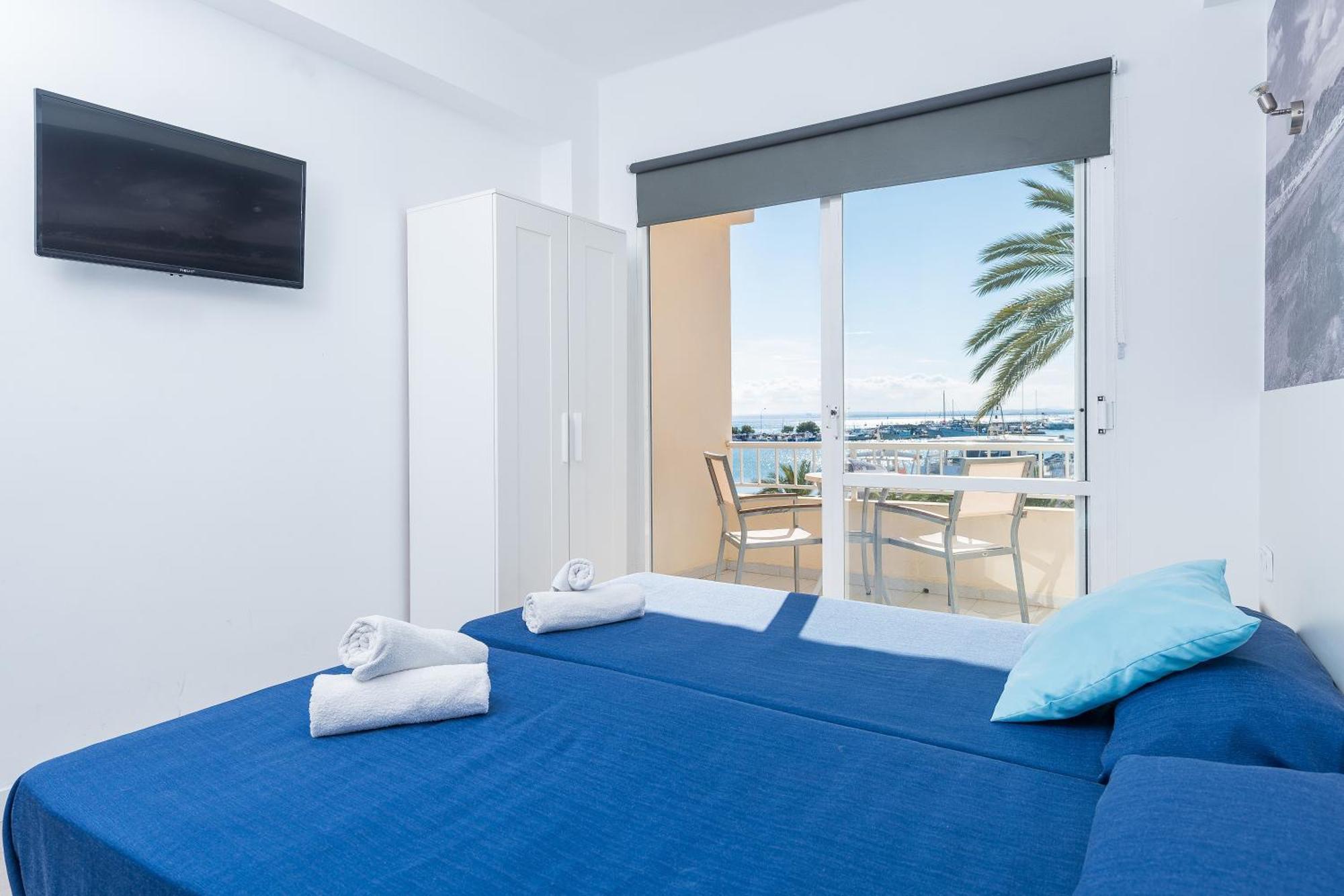 Hostal Vista Alegre Port de Alcudia  Exterior photo